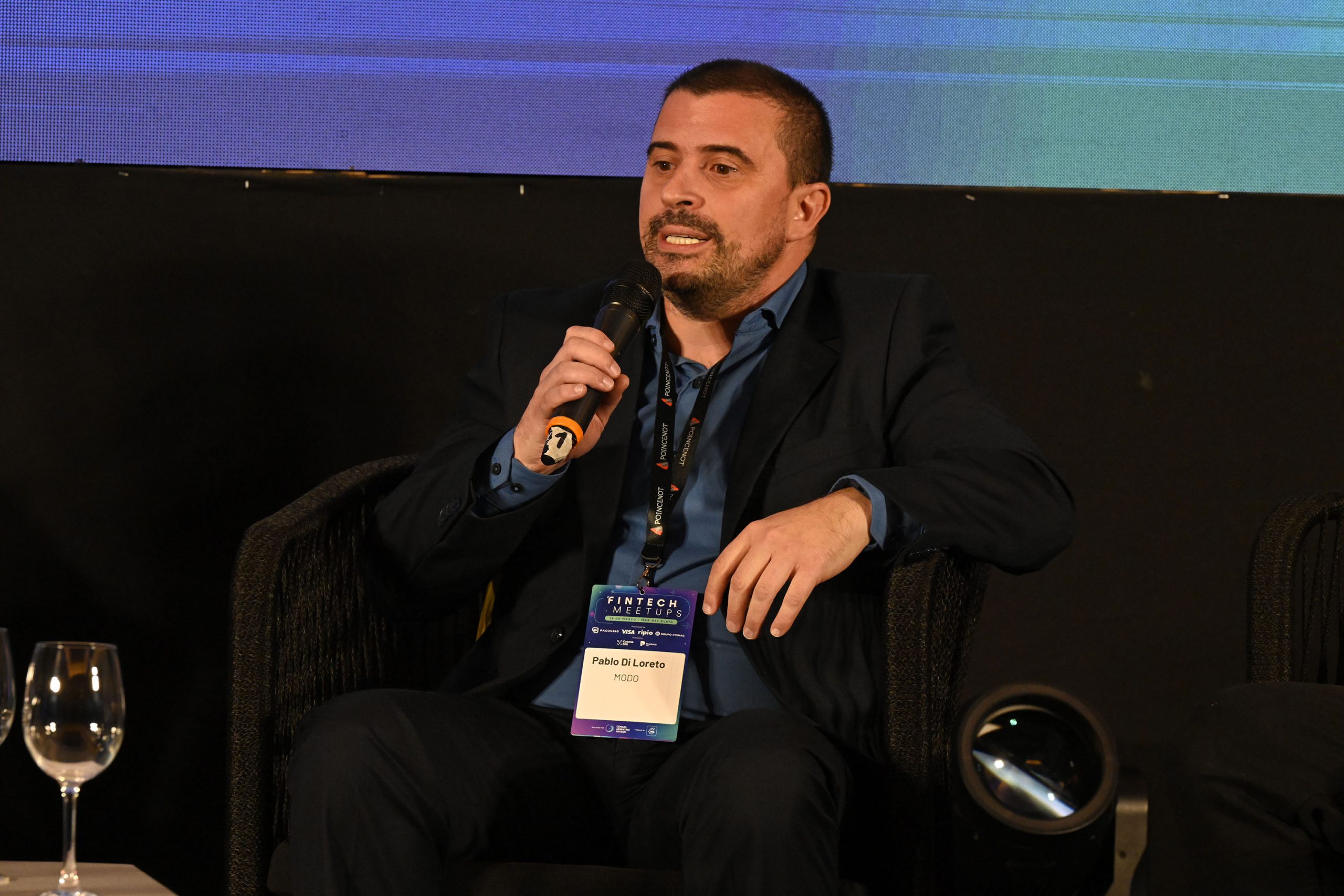 Colaboración, interoperabilidad e IA: la visión de MODO para el futuro de los pagos
<span class="bsf-rt-reading-time"><span class="bsf-rt-display-label" prefix="Tiempo de Lectura"></span> <span class="bsf-rt-display-time" reading_time="2"></span> <span class="bsf-rt-display-postfix" postfix="minutos"></span></span>